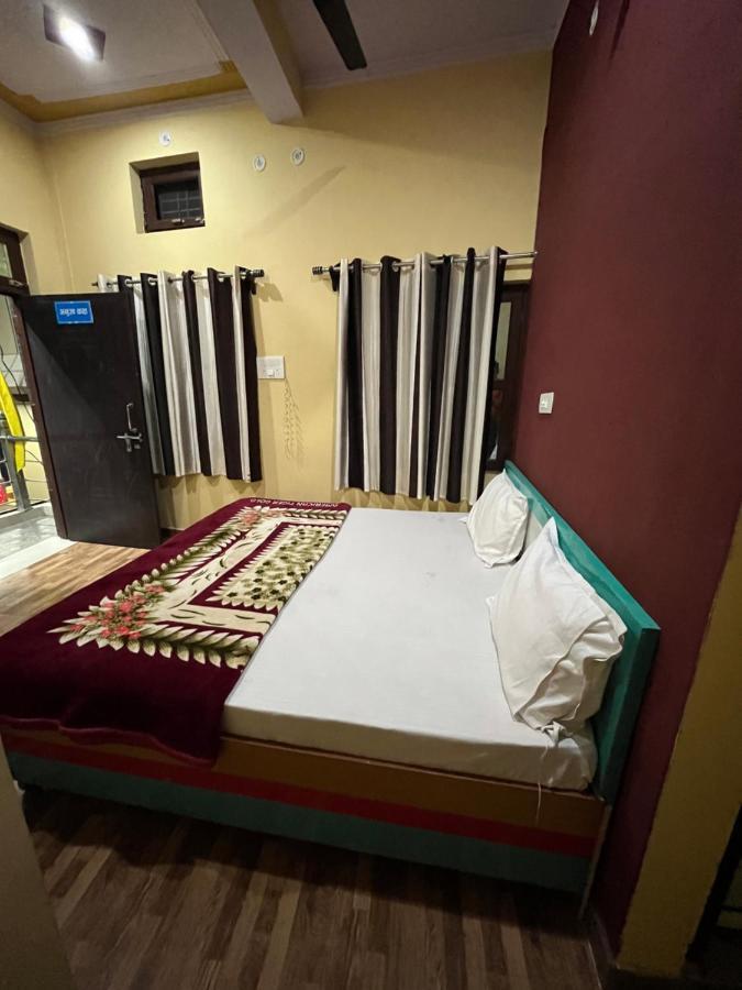Rudraprayāg Girish Alay Home Stay מראה חיצוני תמונה