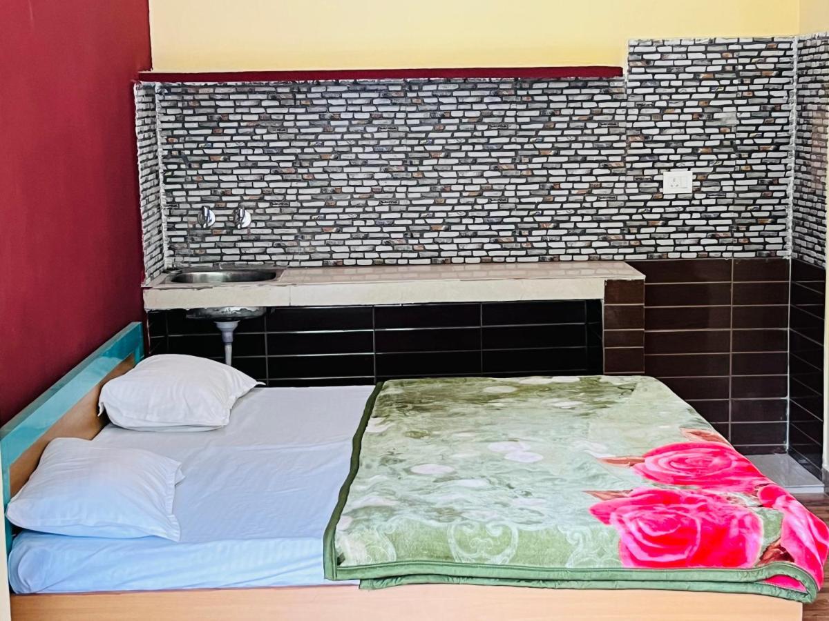 Rudraprayāg Girish Alay Home Stay מראה חיצוני תמונה