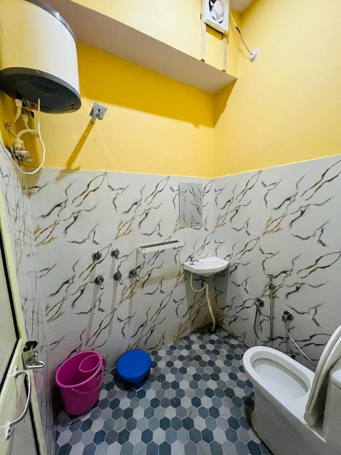 Rudraprayāg Girish Alay Home Stay מראה חיצוני תמונה