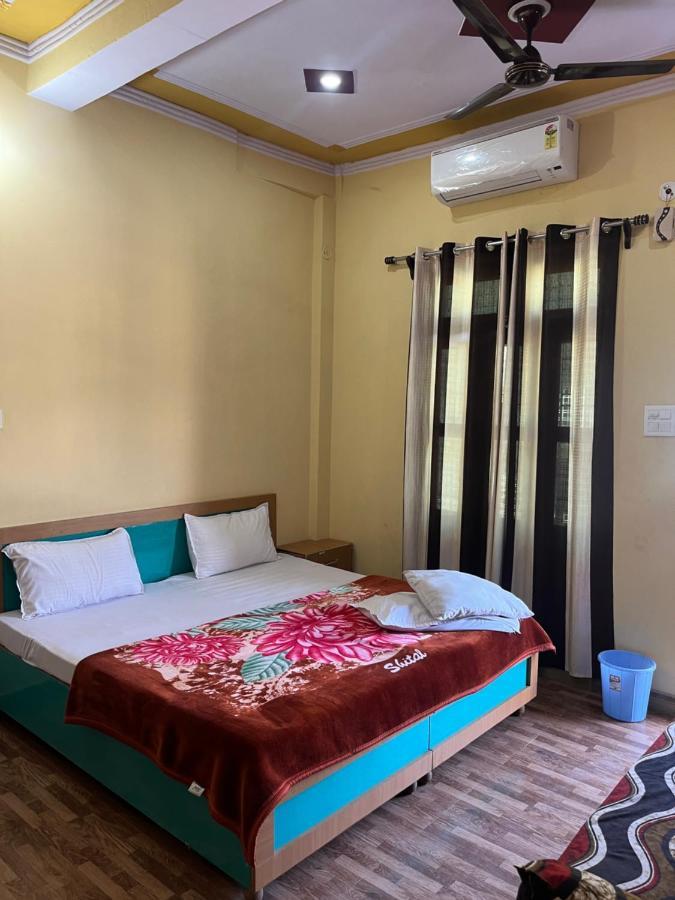 Rudraprayāg Girish Alay Home Stay מראה חיצוני תמונה